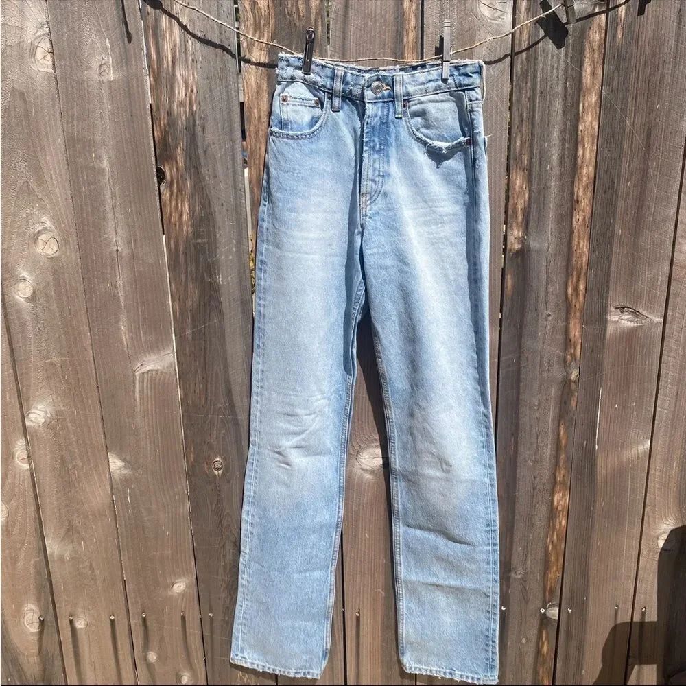 Zara high waist straight leg Blue Denim Jeans size 0